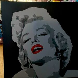 There red to but it’s never been touched no scratches or nothing